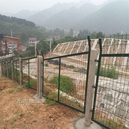 鐵路防護欄 鐵路站區(qū)防護網(wǎng) 鐵路專用防護網(wǎng) 安平廠家直銷